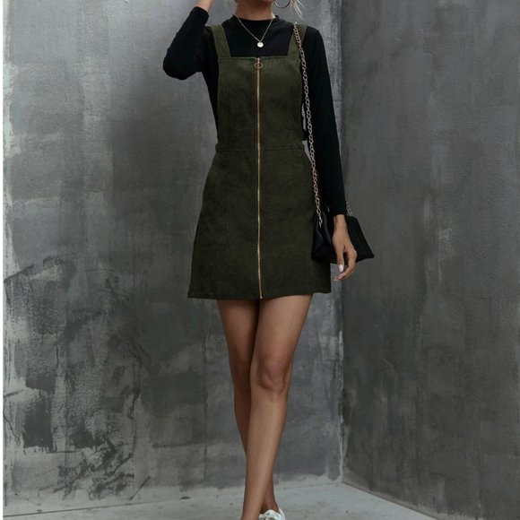 Zip Up Corduroy Overall Dress - Picture 3 of 6